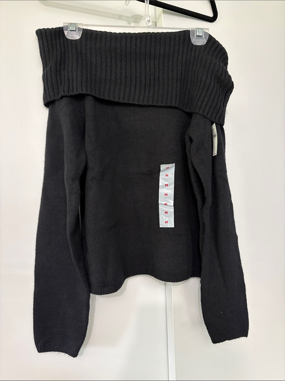 NWT Old Navy size M Black Off the Shoulder Ribbed Foldover Sweater
